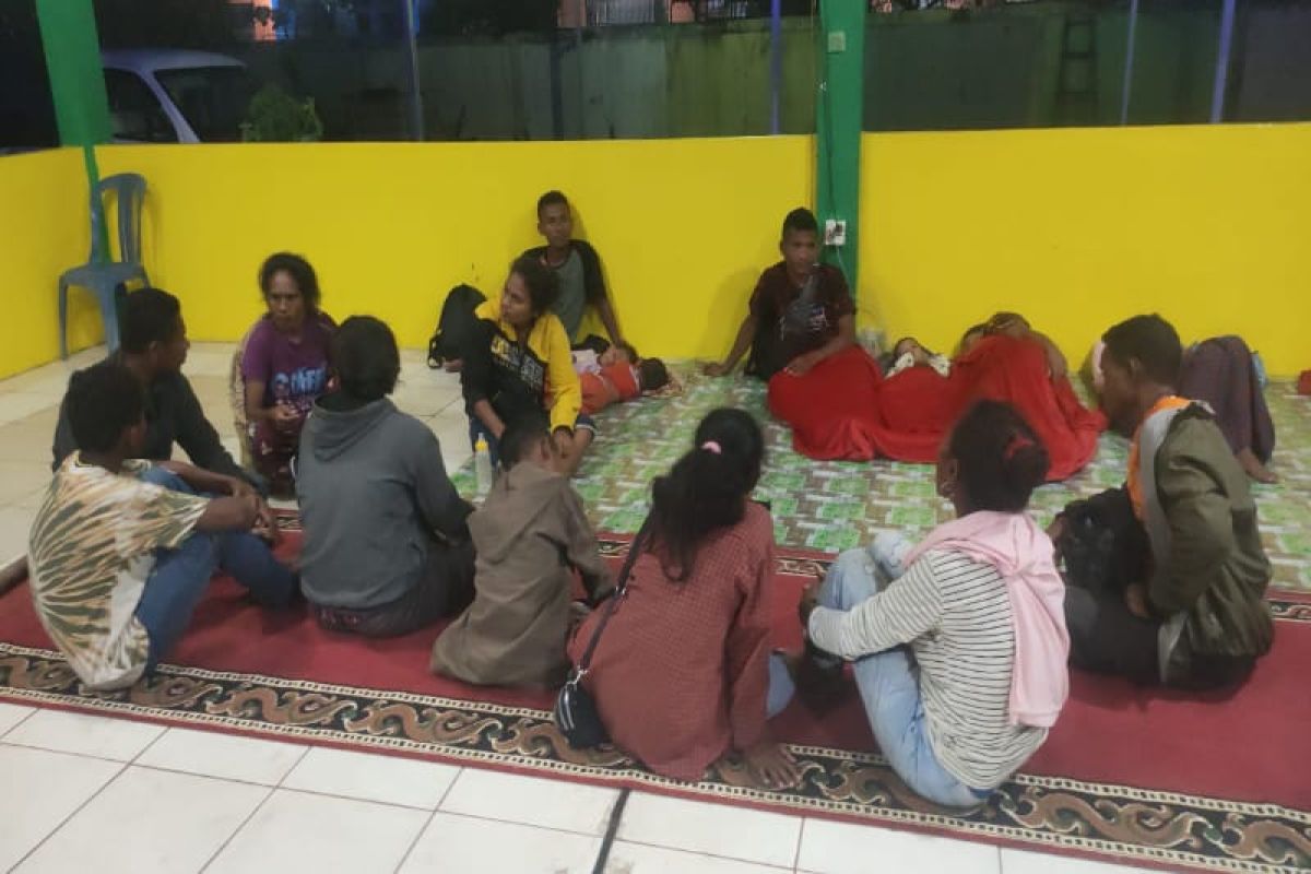 Dijanjikan bekerja di Kotim, 48 warga asal NTT terlantar di Kota Palangka Raya