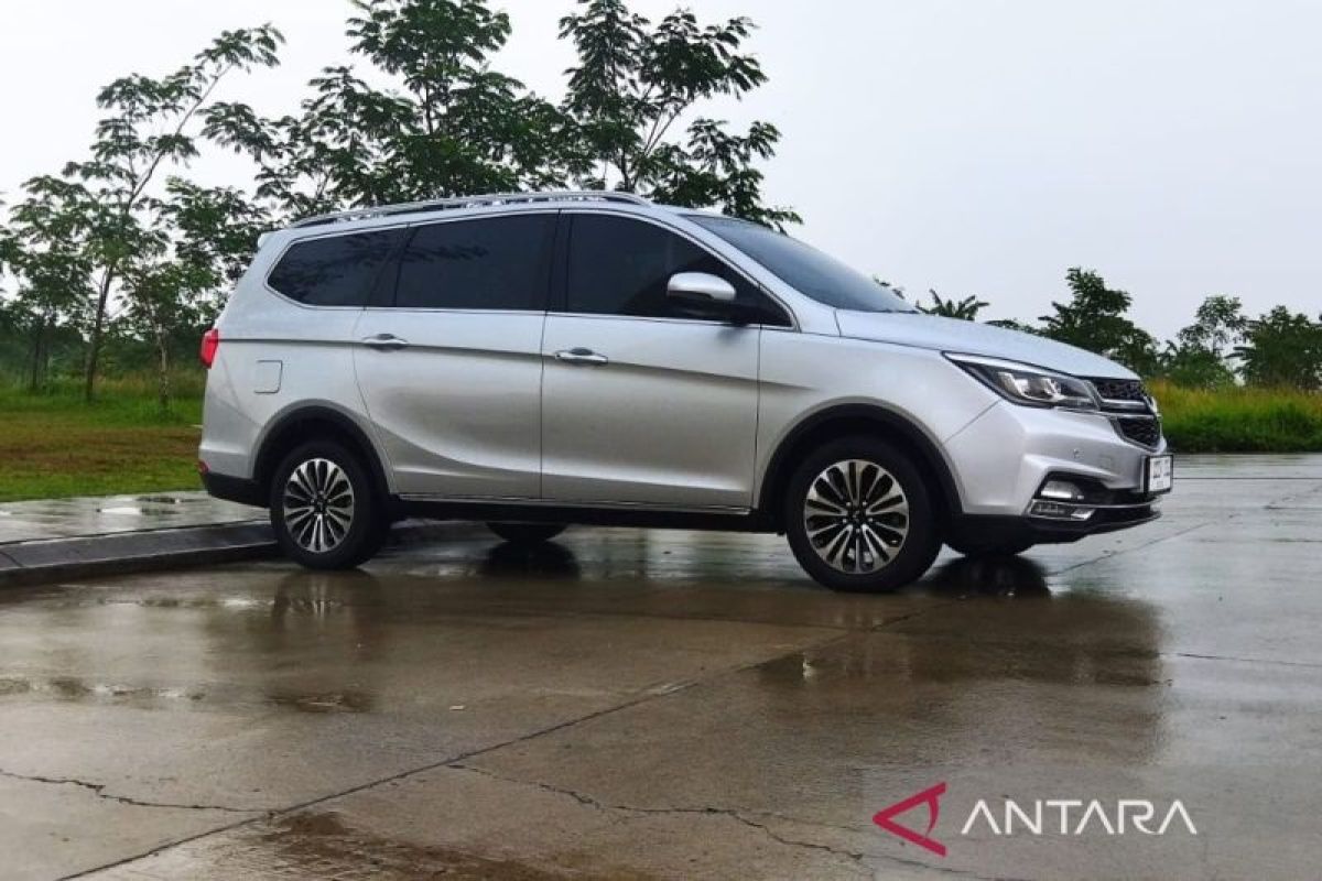 Wuling New Cortez EX, MPV paket lengkap untuk liburan bersama keluarga