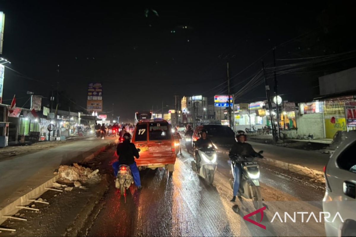 Jalan Cikarang-Cibarusah resmi berganti nama jadi Raden Ma'mun Nawawi