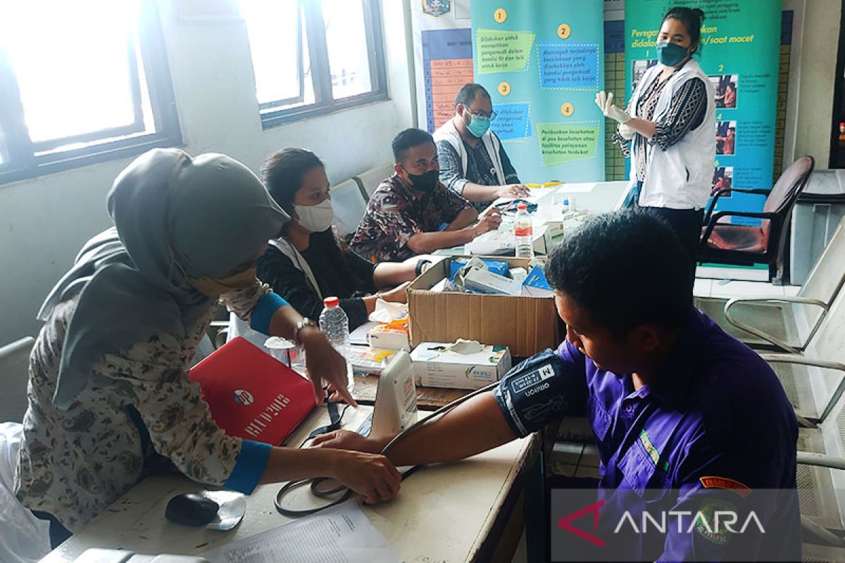 Pengelola Terminal Bus Tanjung Priok sediakan vaksin COVID-19