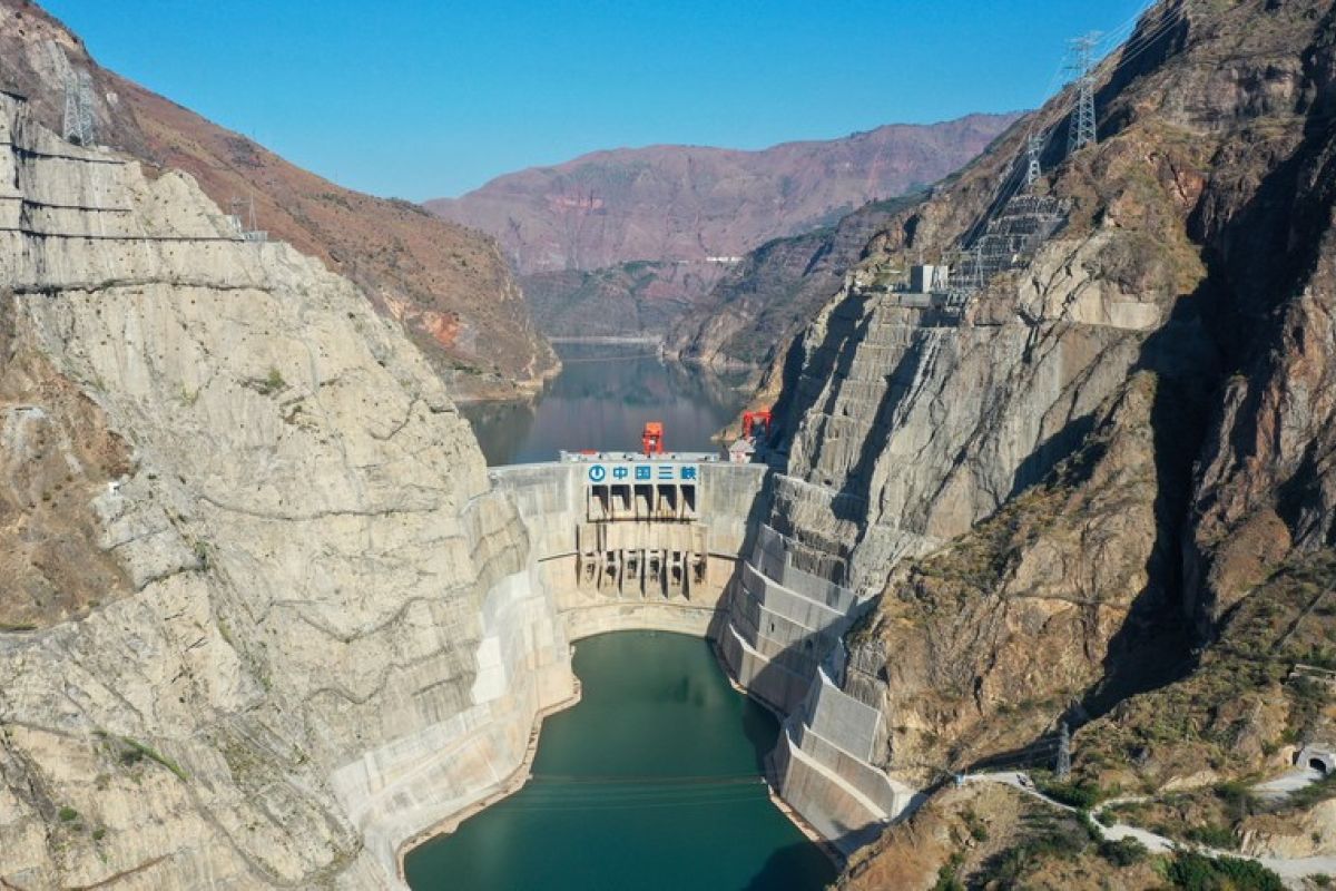 Tajuk Xinhua: China bangun koridor energi bersih terbesar di dunia