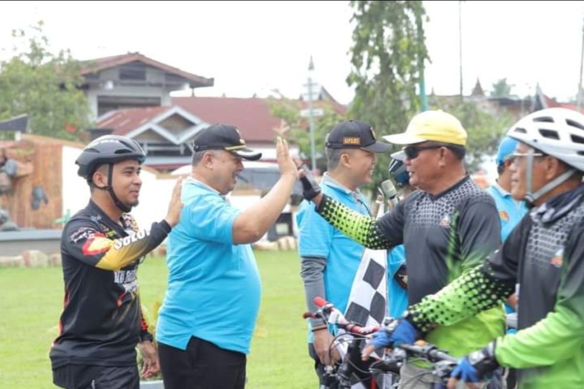 Fun bike KNPI Kota Solok dimeriahkan 1.500 goweser Se-Sumatera Barat