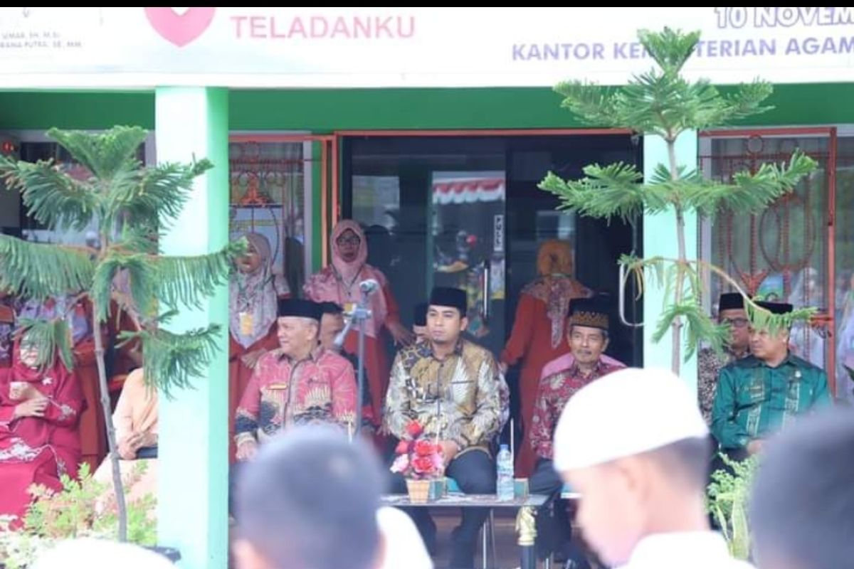 Wawako Lepas Pawai Ta'aruf RA se-Kota Solok