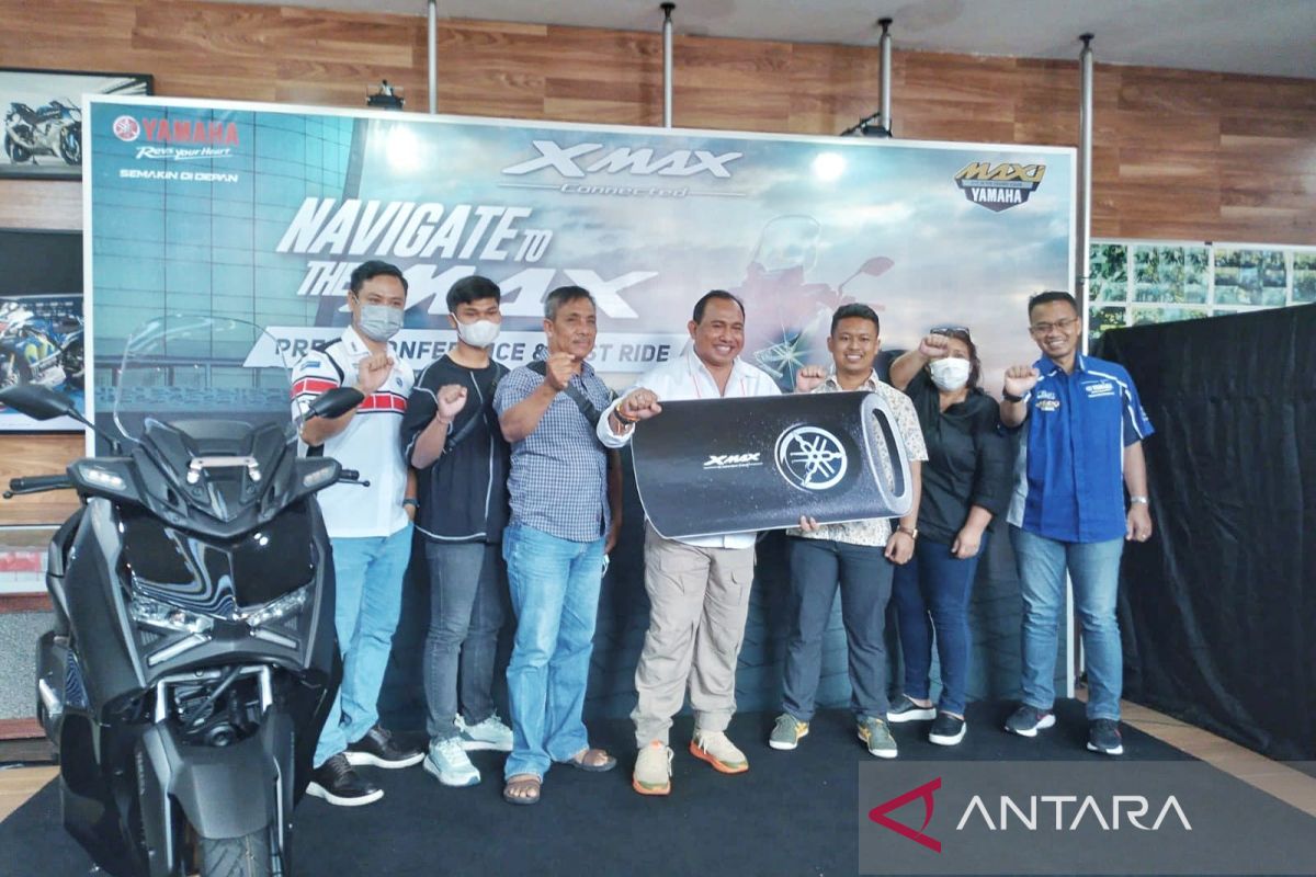 Yamaha serahkan 10 XMAX Connected untuk konsumen pertama di Bali