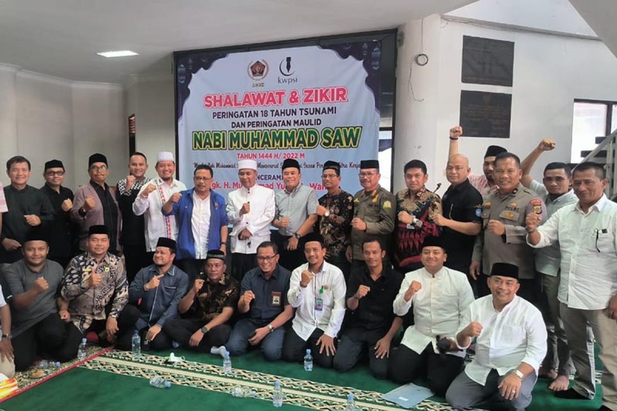 KWPSI dan PWI Aceh gelar zikir peringati 18 tahun tsunami
