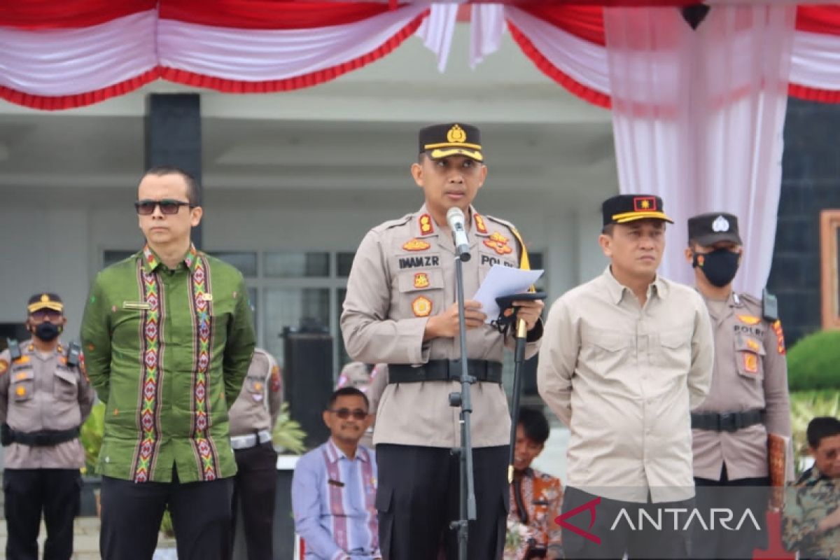 Kapolres Tapsel pimpin apel gelar pasukan operasi Lilin Toba 2022