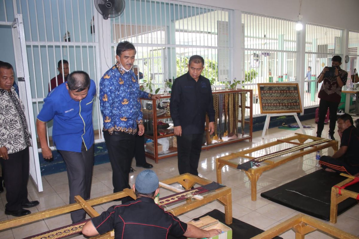 Jasa Raharja gencarkan sosialisasi pembebasan denda PKB di Teras, Kabupaten Serang