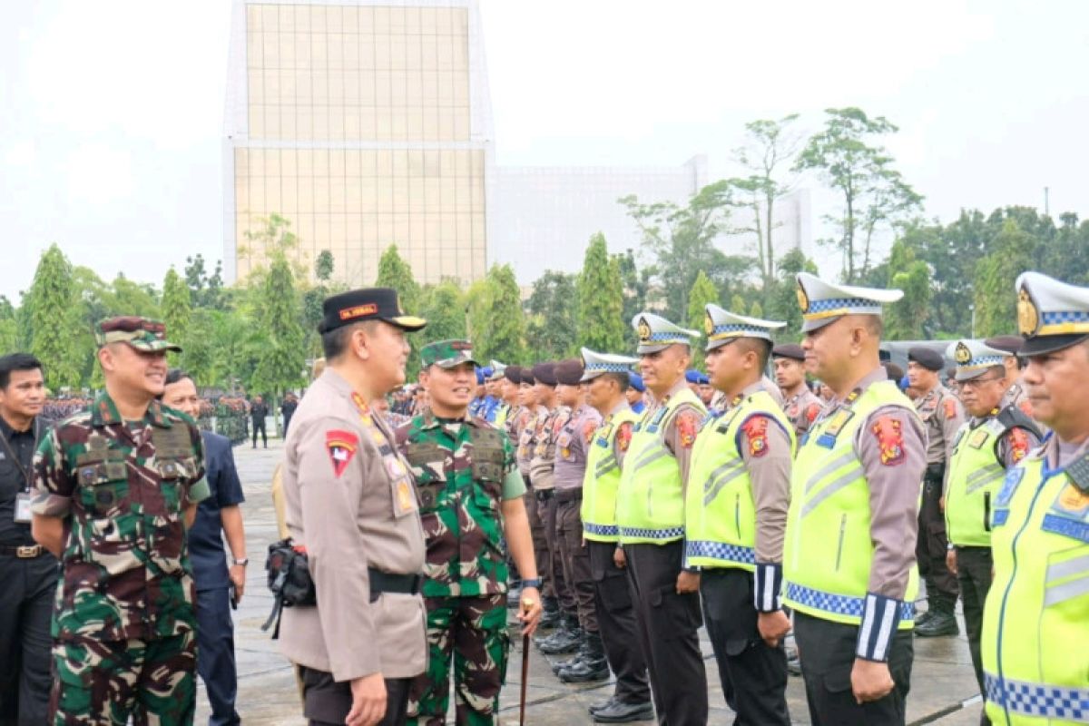 3.000 pasukan dikerahkan dalam pengamanan Natal dan Tahun Baru di Riau