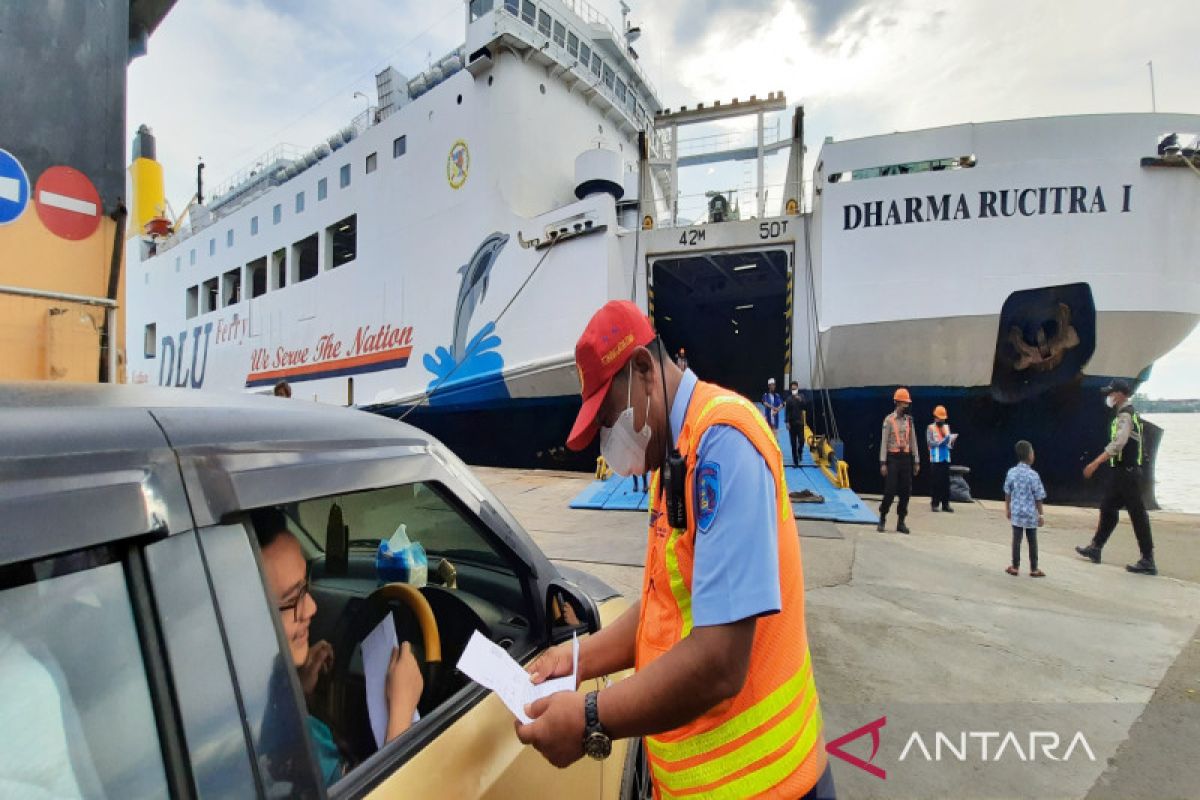 DLU operasikan dua kapal rute Banjarmasin - Surabaya di akhir tahun