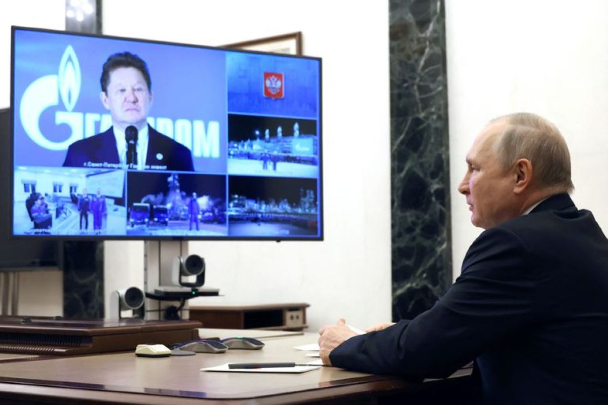 Putin awasi peluncuran pipa pasokan ladang gas Siberia ke China