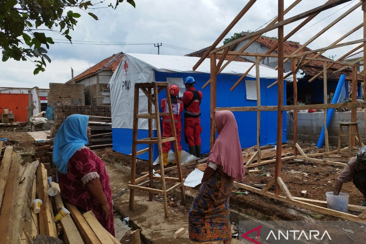 PMI dirikan 150 hunian darurat untuk korban gempa Cianjur