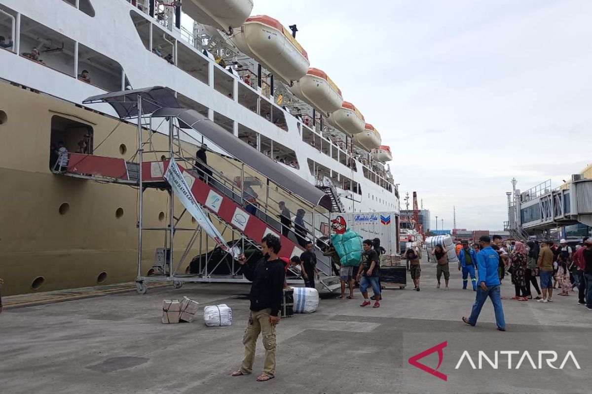 Pelni : Tiket kapal Natal-Tahun Baru di Tanjung Priok sisa 20 persen