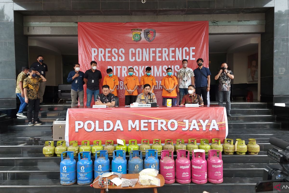 Polda Metro Jaya tangkap 20 pengoplos gas elpiji