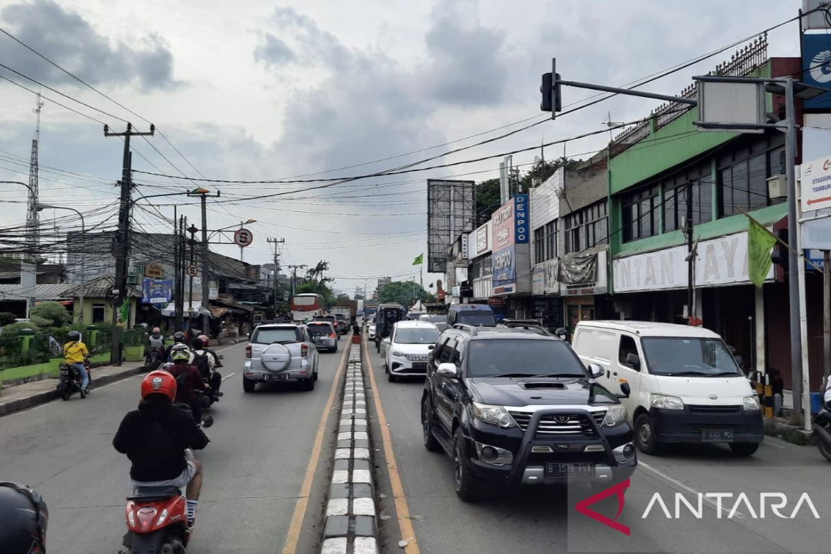 Lalu lintas Pantura Bekasi masih normal H-2 Natal