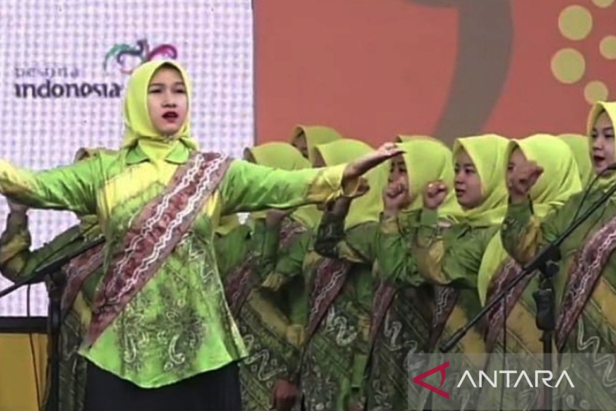 Paduan suara dari Batara turut sukseskan puncak Harjad HST ke-63