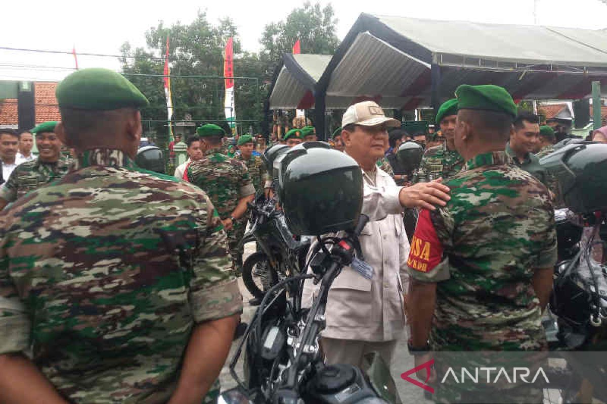 Prabowo minta semua unsur jaga keamanan bangsa untuk kesejahteraan