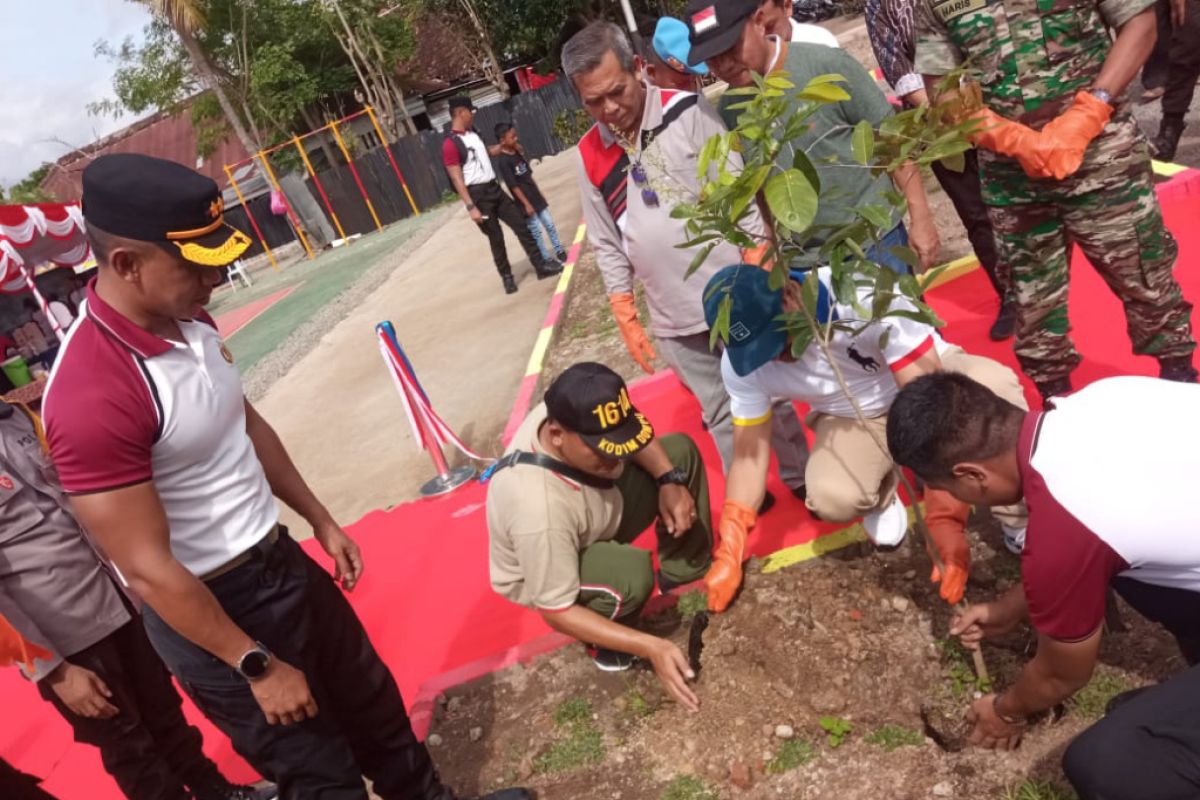 Polres Dompu bangun ruang terbuka hijau