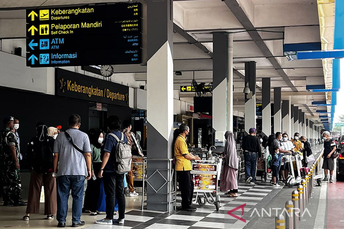 Sebanyak 2.849 penumpang berangkat dari Bandara Halim PK