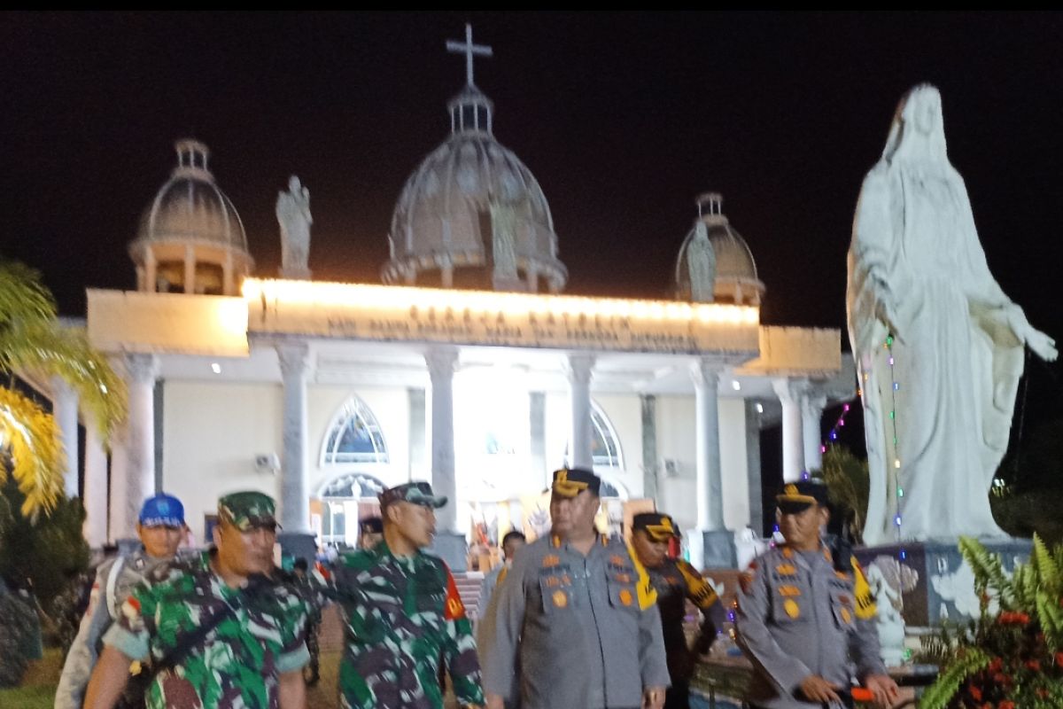 Patroli gabungan pastikan malam natal di Kapuas Hulu situasi kondusif