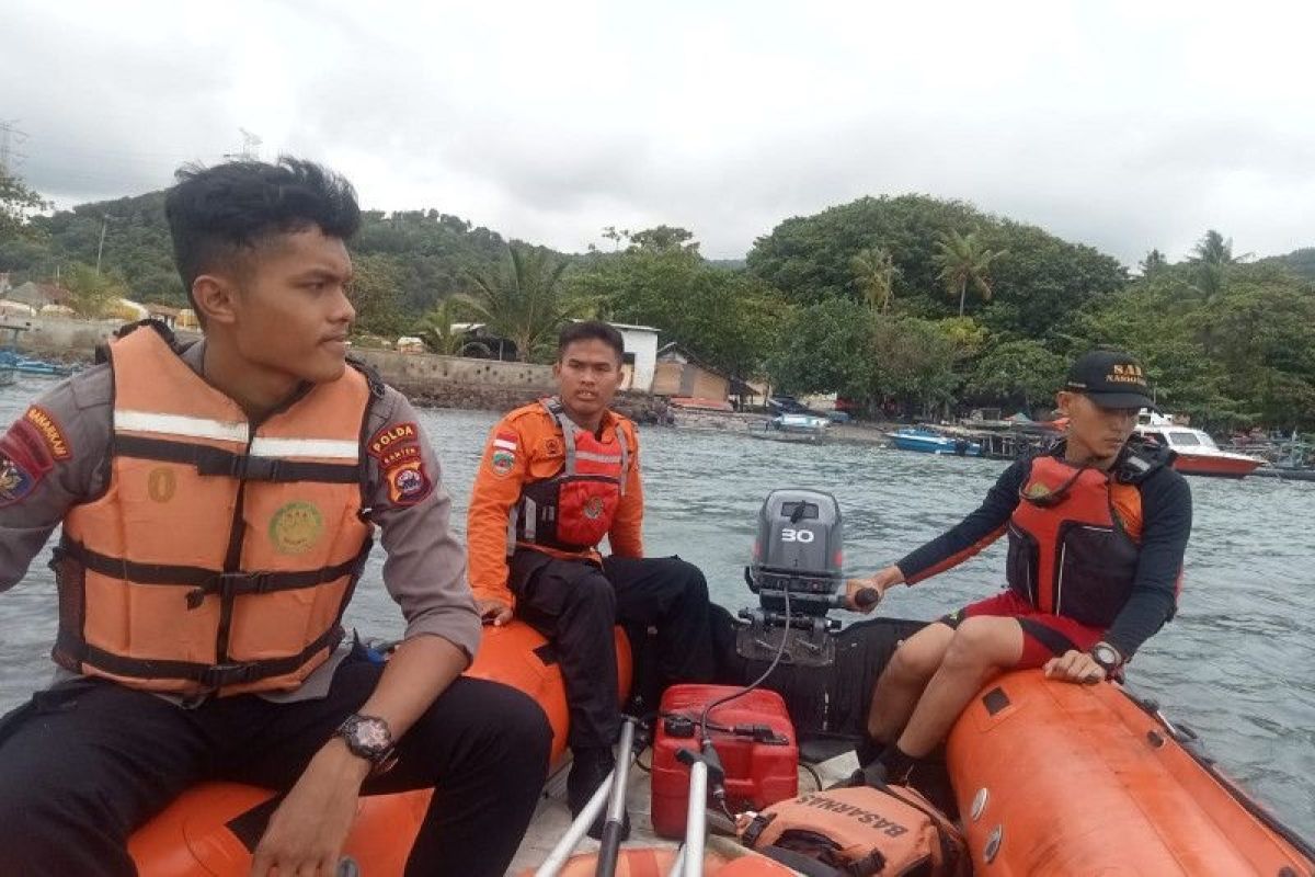 Tim Basarnas Banten siaga di Pelabuhan Merak selama 24 jam