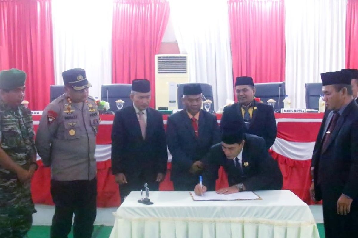 DPRD tetapkan APBD Palas 2023 sebesar Rp 1 triliun  lebih