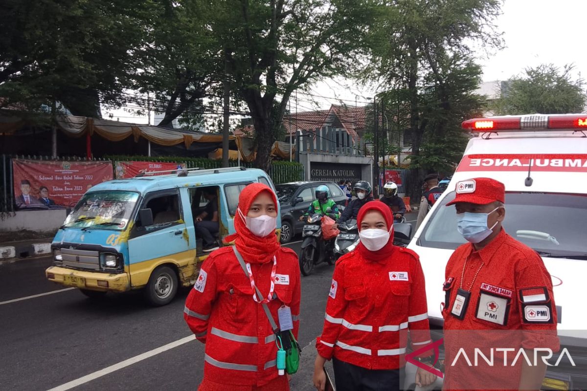 PMI Kota Tangerang terjunkan personel pelayanan kesehatan di keramaian