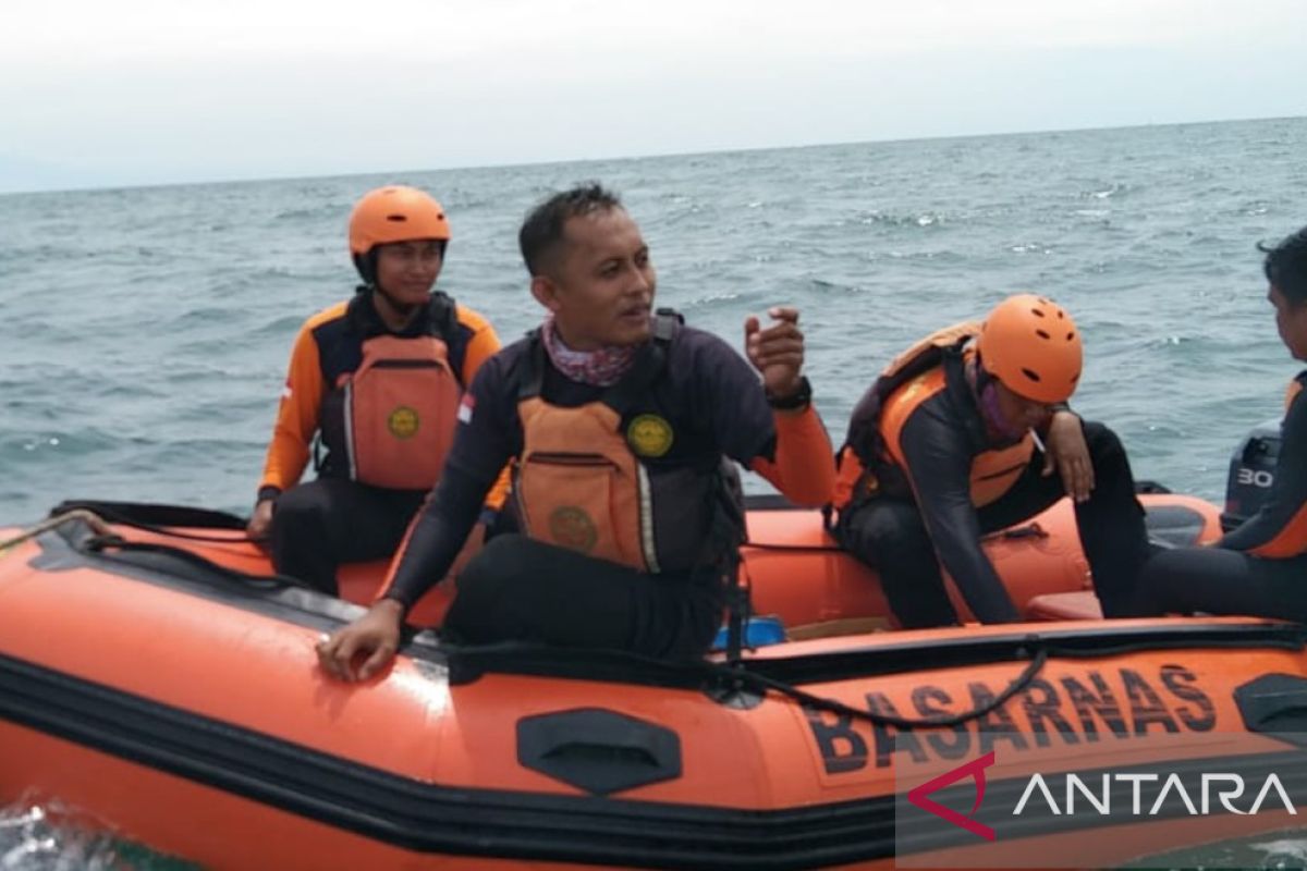 BPBD Pamekasan lanjutkan pencarian nelayan tercebur ke laut