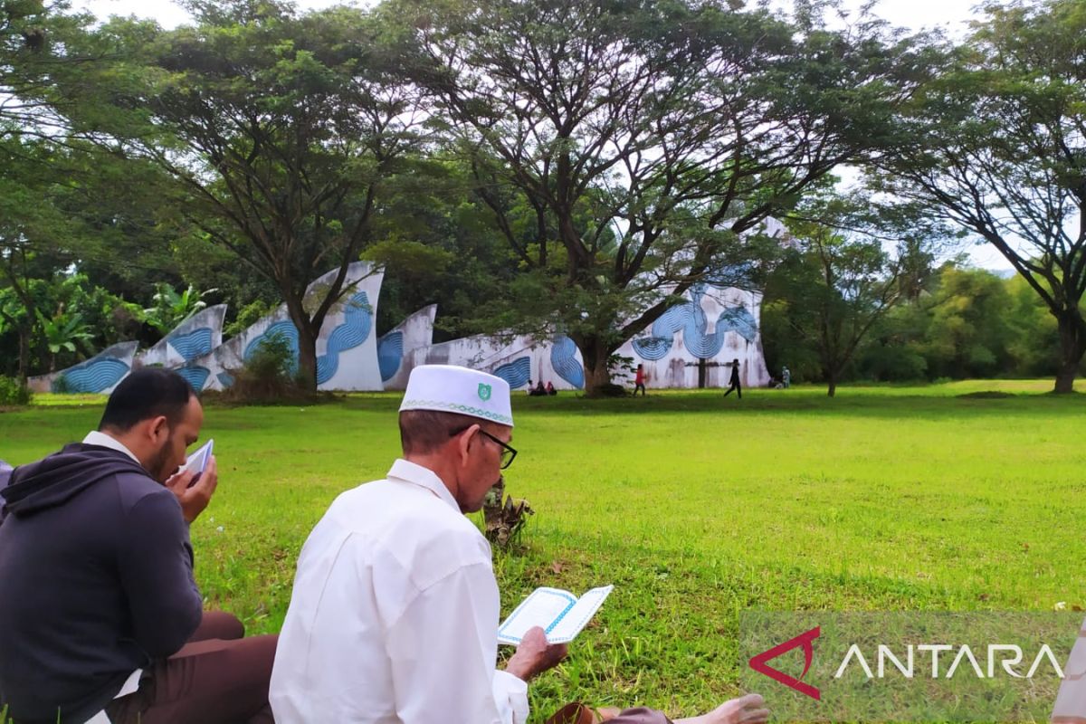 Gubernur ajak warga perkuat persatuan peringati 18 tahun tsunami Aceh
