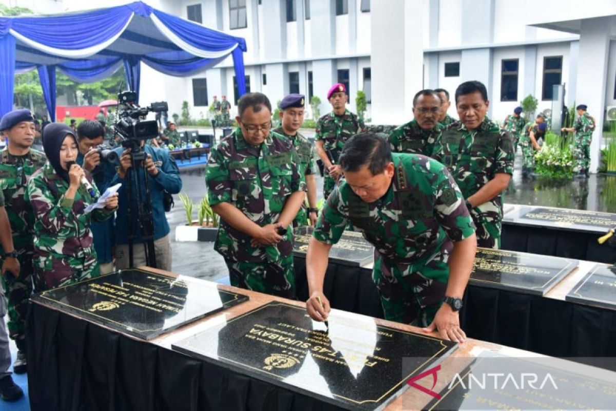 Panglima TNI sebut pembangunan prasarana diimbangi modernisasi Alutsista