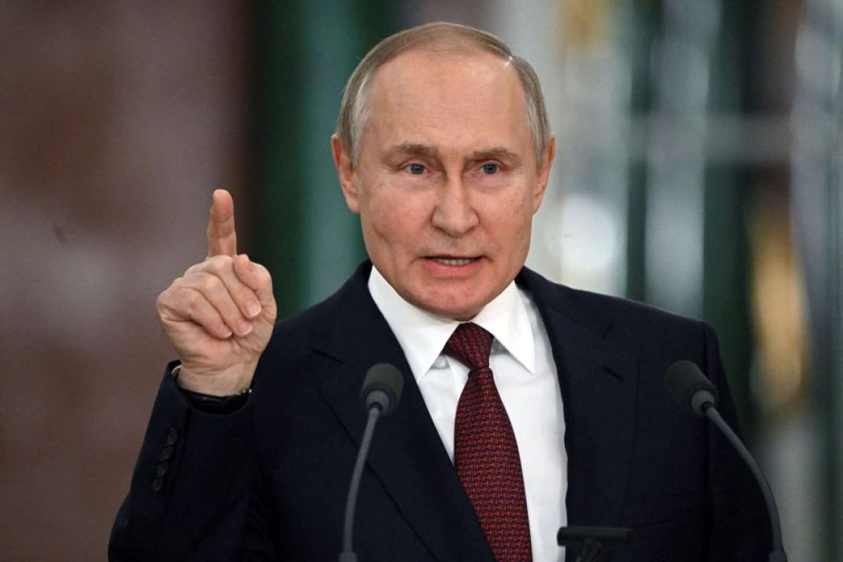 Putin minta konglomerat Rusia jangan "mengemis" ke Barat