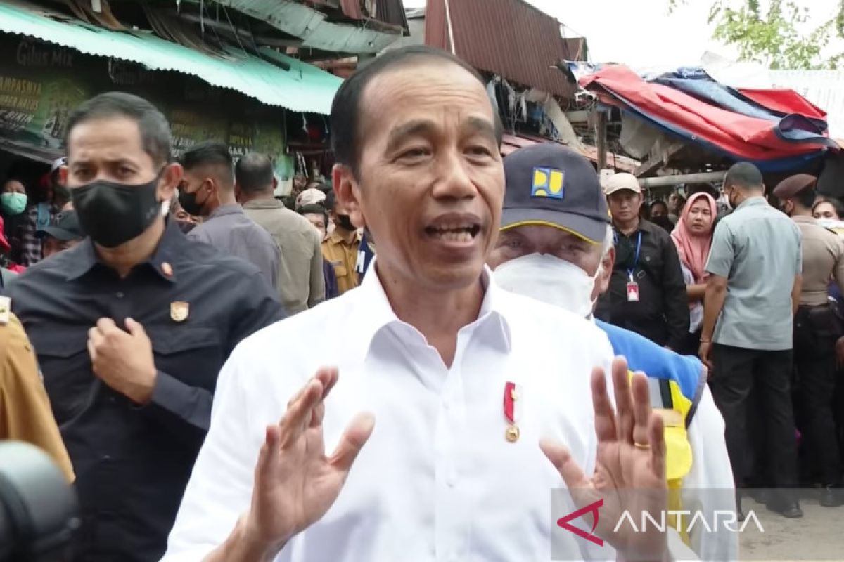 Presiden Jokowi tegaskan larangan jual rokok batangan