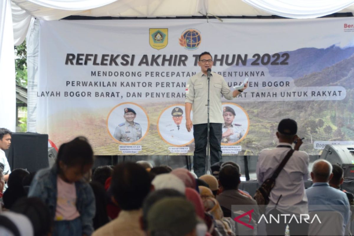 Pemkab Bogor pinjamkan eks Kantor Kecamatan Leuwiliang kepada BPN