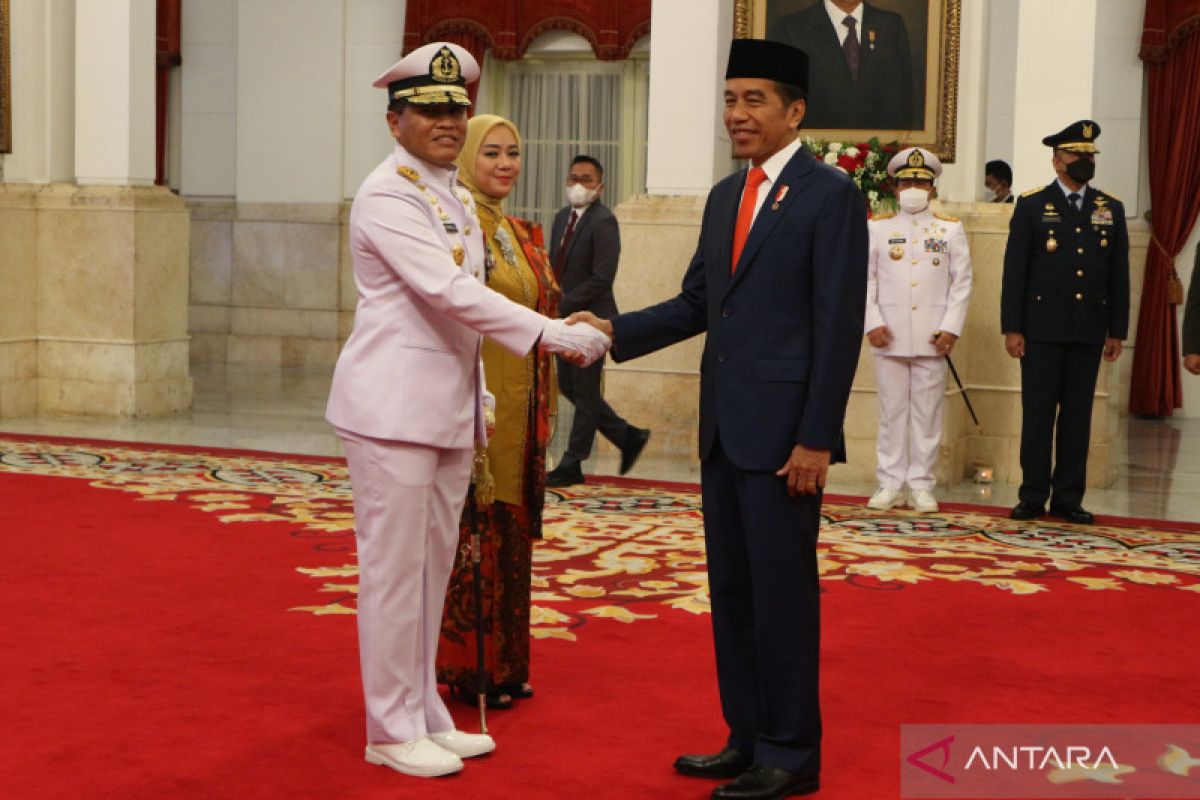 Jokowi lantik Muhammad Ali sebagai kasal gantikan Laksamana TNI Yudo Margono
