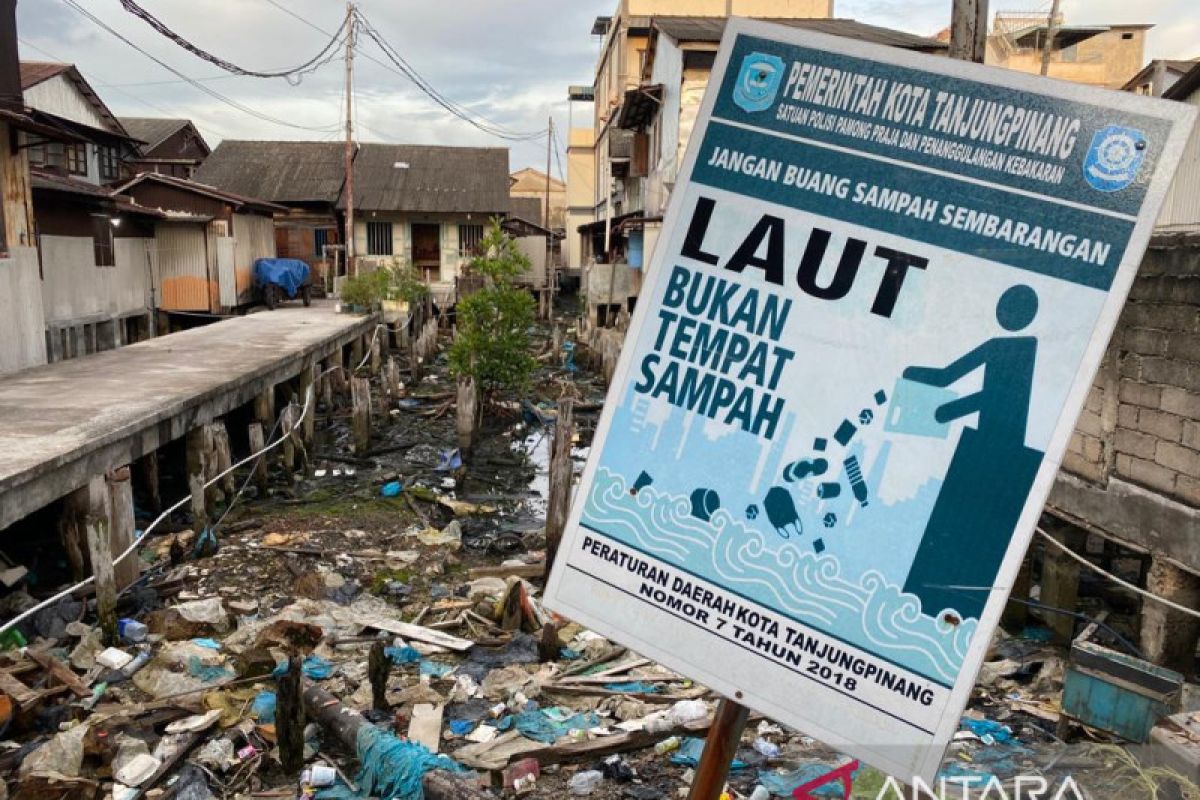 Sampah di Perairan Tanjungpinang meningkat 0,5 ton per hari