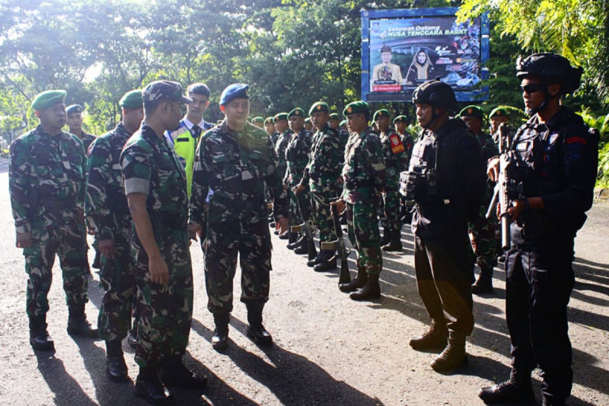 TNI-Polri siap mengamankan kedatangan Jokowi di Bandara Lombok