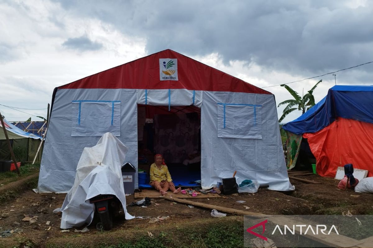 Cianjur gov't asks residents to move to temporary housing