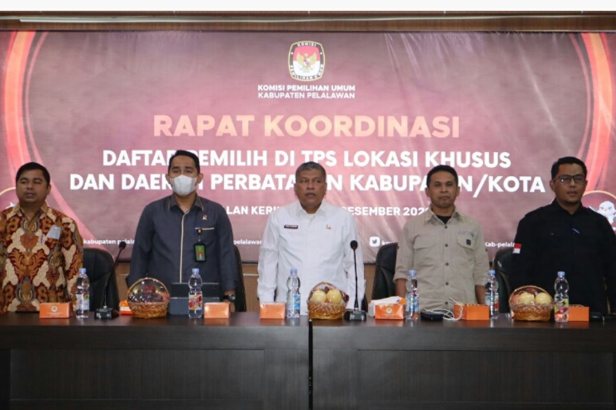 Undang RAPP, KPU Riau bahas TPS khusus dan perbatasan
