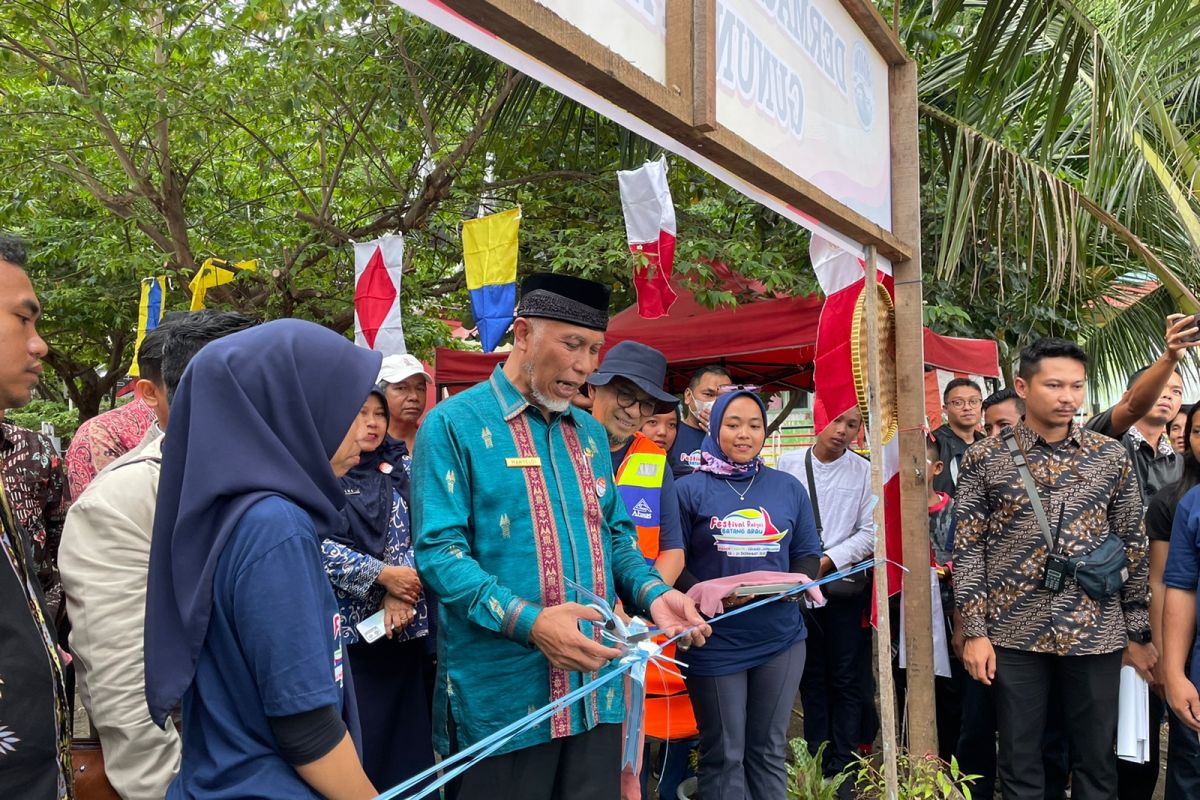 Gubernur Sumbar buka Festival Rakyat Batang Arau