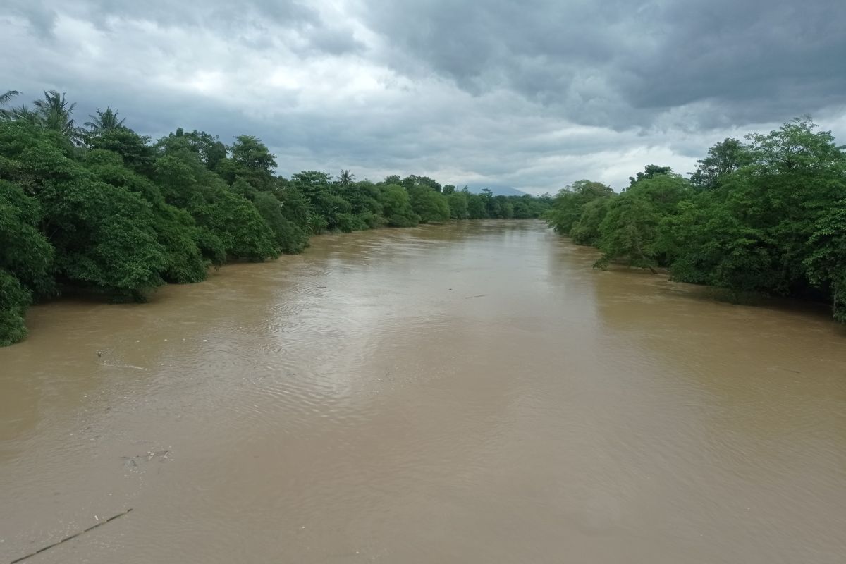 Warga bantaran Sungai Ciujung Lebak diminta agar siaga banjir