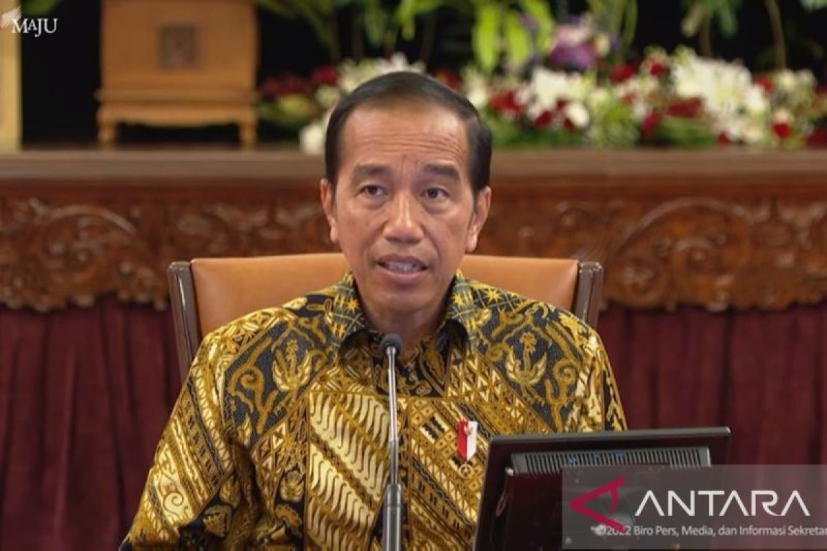 Presiden Jokowi sebut pencabutan PPKM dan Perpu Ciptaker tidak terkait