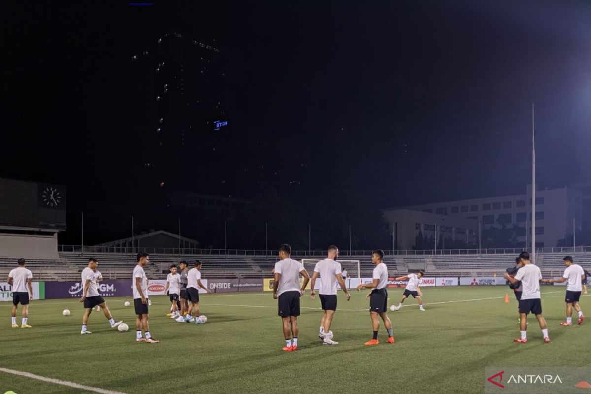 Timnas Indonesia waspadai efek rumput sintetis Stadion Rizal Memorial