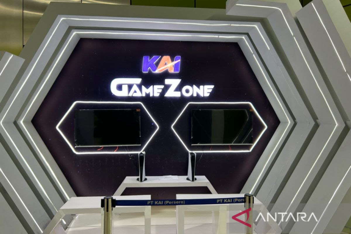 Stasiun Gambir sediakan area bermain Playstation