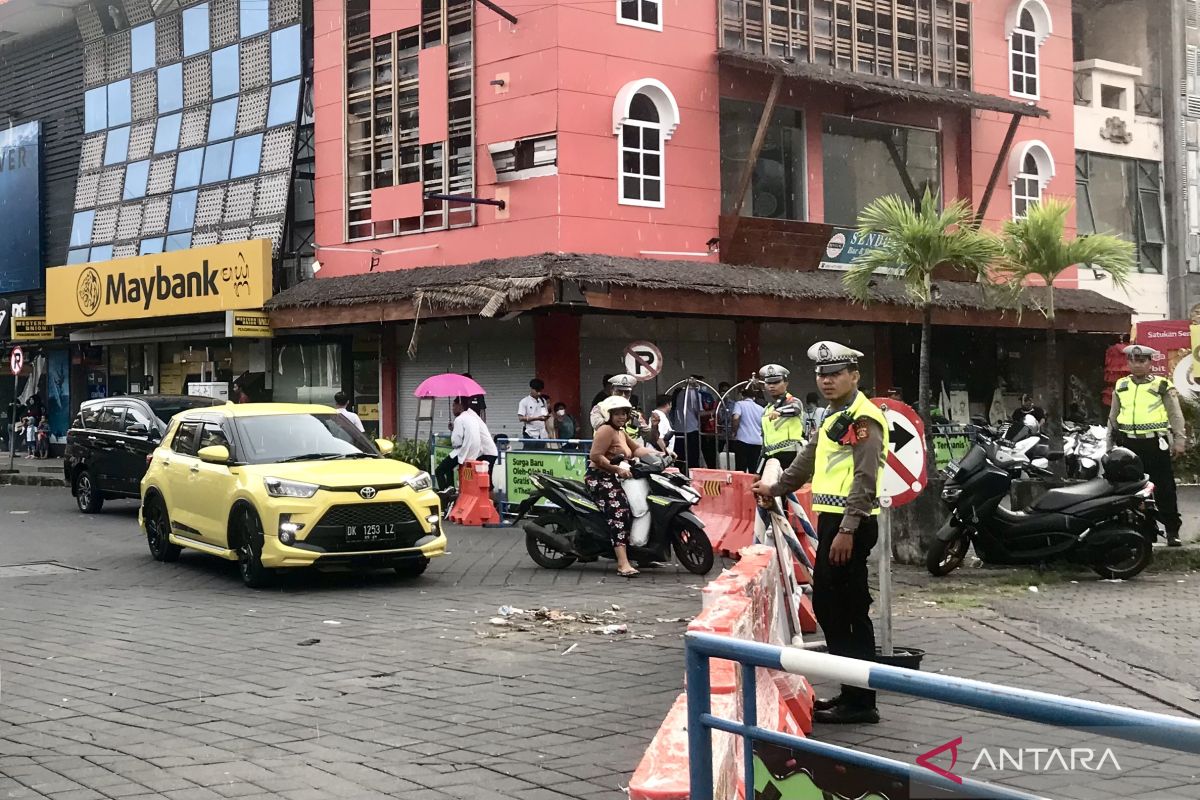 Sejumlah ruas jalan di Kuta-GWK Bali ditutup jelang malam tahun baru