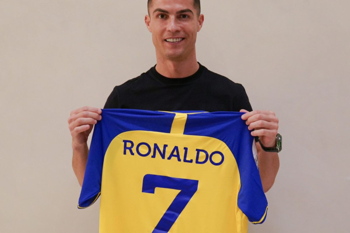Cristiano Ronaldo resmi bergabung ke klub Arab Saudi