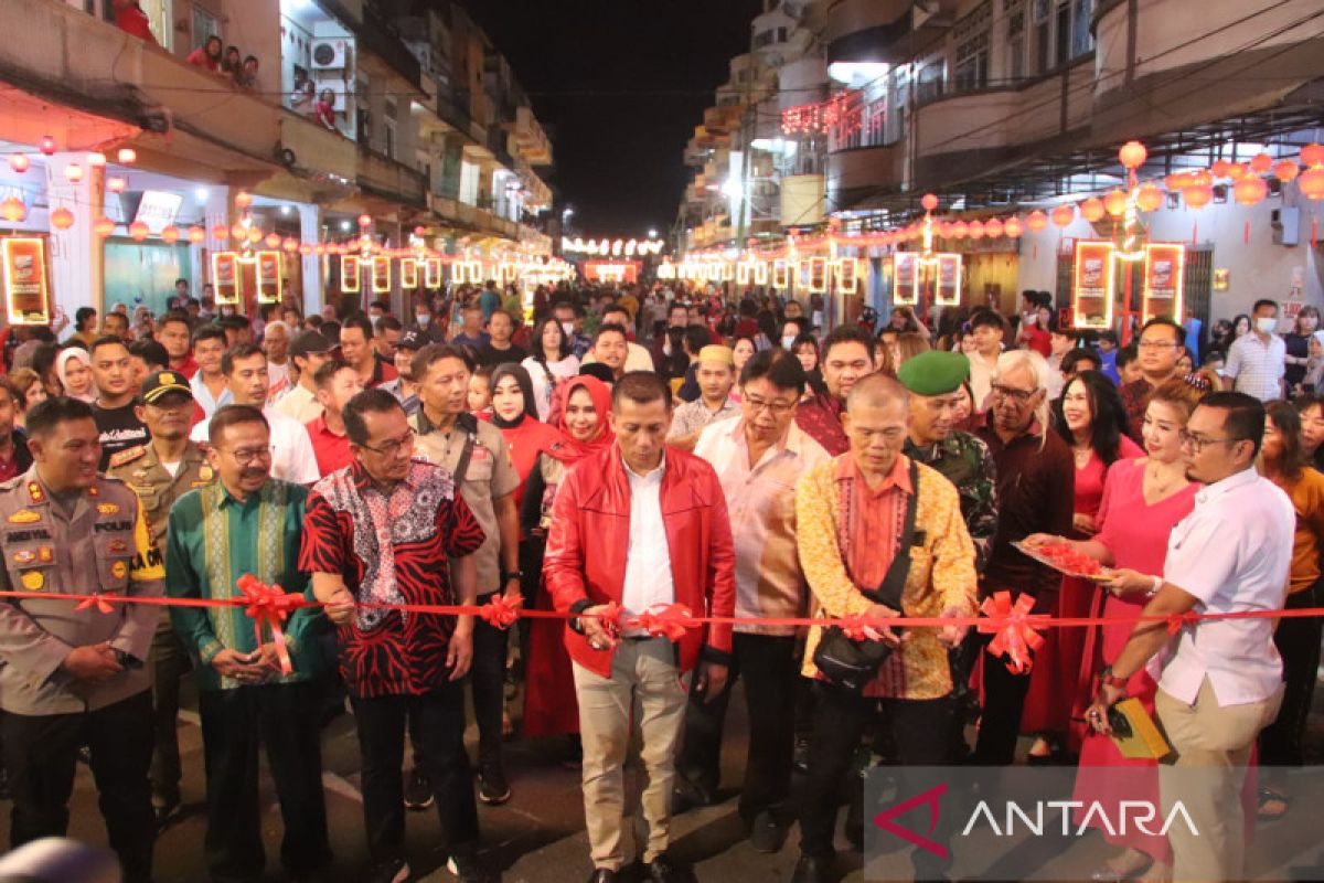 Meriahkan Imlek 2023, Bupati minta warga Tionghoa ajak keluarga pulang kampung