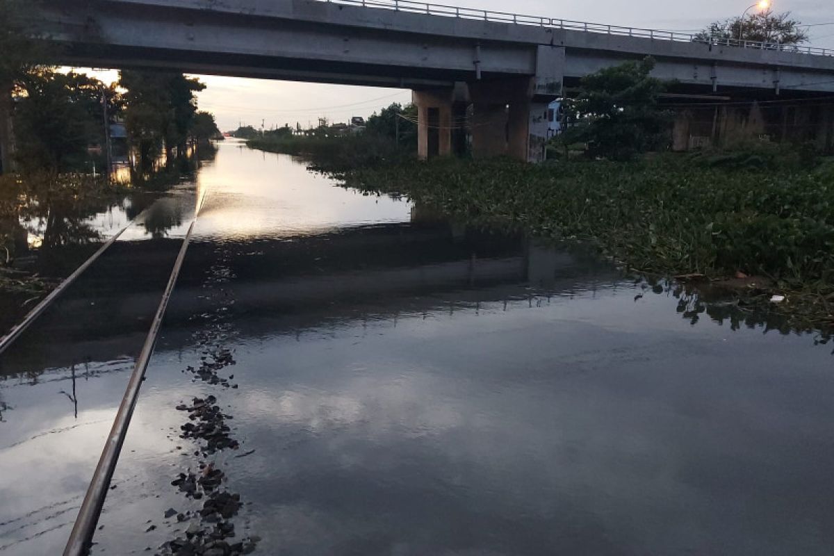 Perjalanan KA jarak jauh memutar via jalur selatan