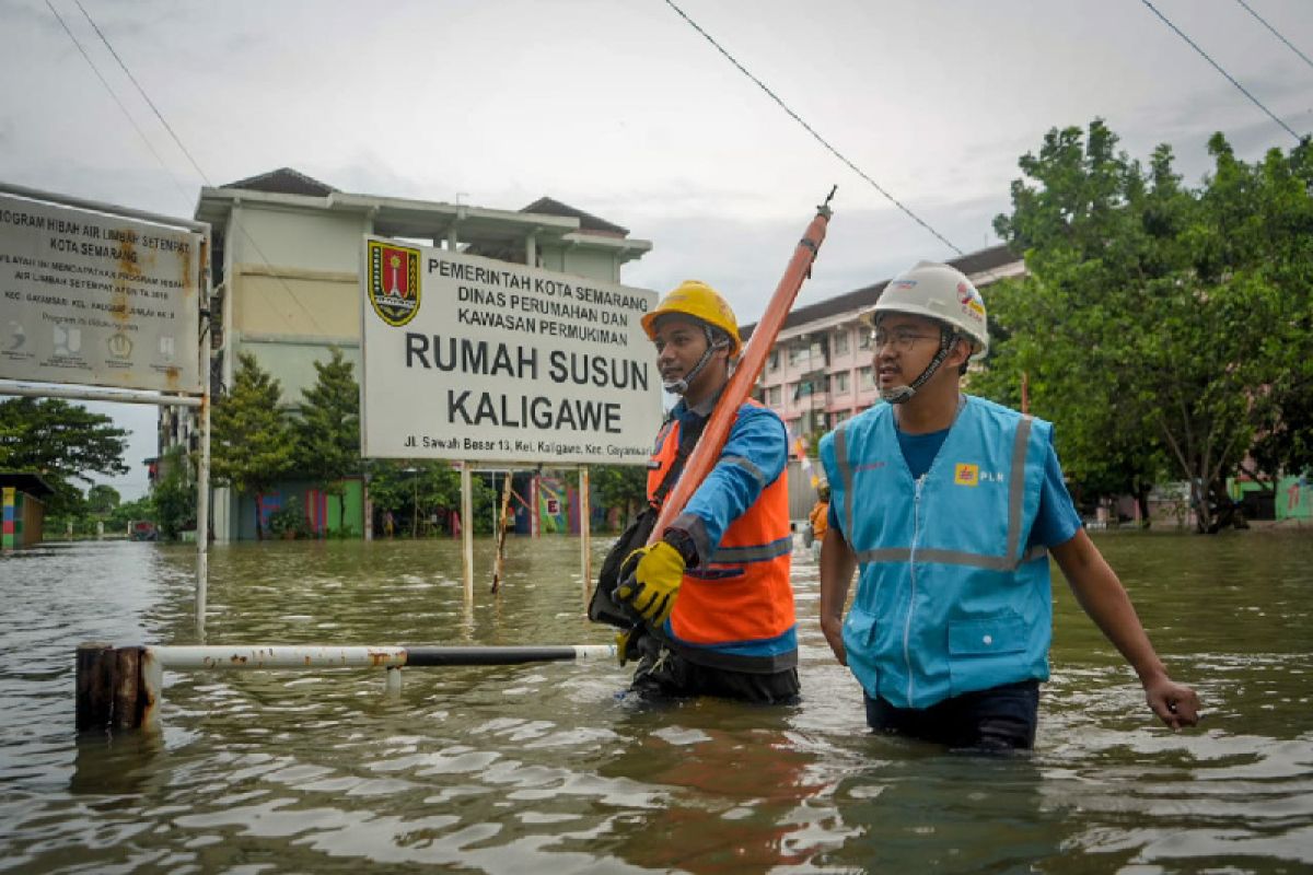Berikut tips mewaspadai bahaya listrik saat banjir