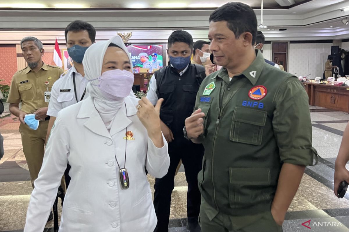 Pemerintah lakukan modifikasi cuaca di Semarang cegah banjir