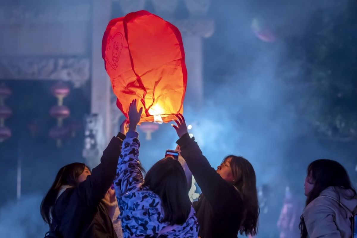 Menengok semarak perayaan Tahun Baru di China