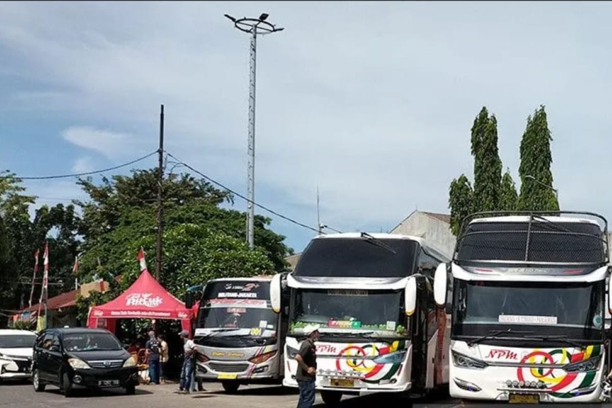 Puncak arus balik di Terminal Kalideres diperkirakan pada Senin